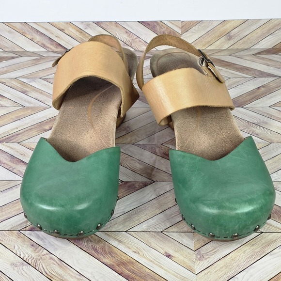 Dansko Thea Wooden Sandals Size 40 US 9 Green Tan Leather Clogs Mary Jane Heels - Picture 2 of 9